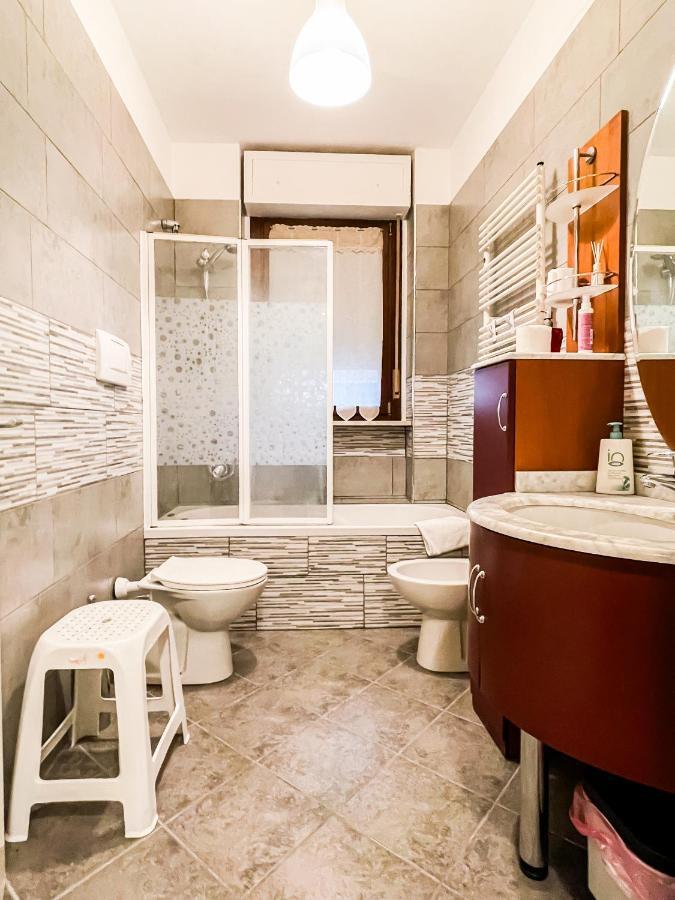 Myhouse Inn Fermata Paradiso - Affitti Brevi Italia Коленьо Екстериор снимка